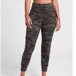 Athleta Salutation Camo Jogger Pull On Black Size S 627874-00